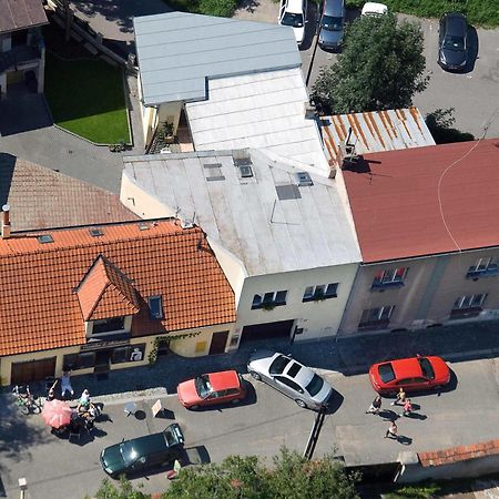 Penzion U Vinoteky Nymburk Eksteriør billede